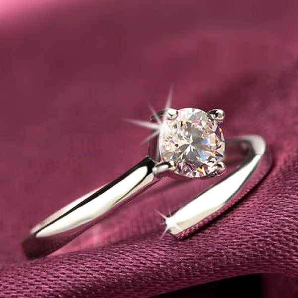 レディース サイズフリー 一粒 リング 指輪 プラチナ仕上げ レディース 誕生日 ギフト プレゼント レディース サイズフリー 一粒 リング 指輪 プラチナ仕上げ レディース 誕生日 ギフト プレゼント