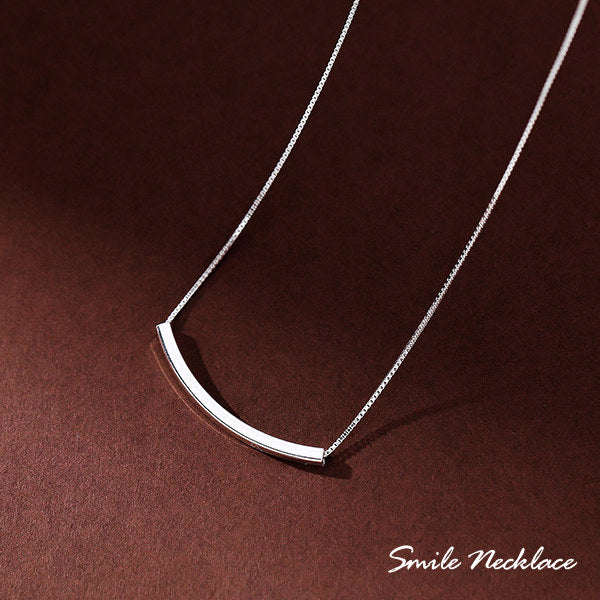 ネックレス レディース シンプル スマイル パイプ カジュアル おしゃれ プラチナ仕上げ レディース ギフト プレゼント ネックレス レディース シンプル スマイル パイプ カジュアル おしゃれ プラチナ仕上げ レディース ギフト プレゼント