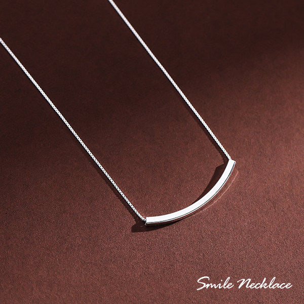 ネックレス レディース シンプル スマイル パイプ カジュアル おしゃれ プラチナ仕上げ レディース ギフト プレゼント ネックレス レディース シンプル スマイル パイプ カジュアル おしゃれ プラチナ仕上げ レディース ギフト プレゼント