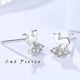 雲の上の 猫 ねこ 猫モチーフ ピアス プラチナ仕上げ レディース ギフト プレゼント 雲の上の 猫 ねこ 猫モチーフ ピアス プラチナ仕上げ レディース ギフト プレゼント