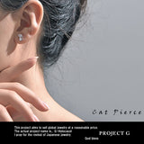 ピアス 猫 ねこ 猫モチーフ ピアス プラチナ仕上げ cz 誕生日 ギフト プレゼント セール ピアス 猫 ねこ 猫モチーフ ピアス プラチナ仕上げ cz 誕生日 ギフト プレゼント セール