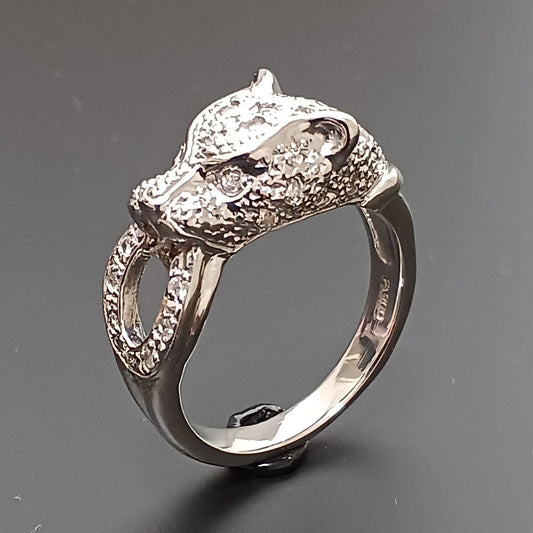 This one-of-a-kind, limited edition women's ring is made in Japan with a PT900 white diamond. It features a 0.35ct tiger diamond and is crafted from PT900 by Japanese jewelers. [MPC Exclusive Secret Item]