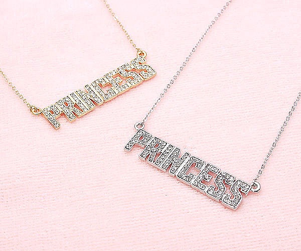 Limited Edition [Treasure Chest] Celebrity-Style Sparkling Gorgeous PRINCESS Name Necklace, Gold/Platinum Finish