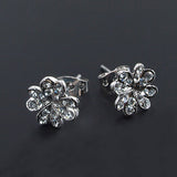 Limited Edition [Treasure Chest] "Wishing for happiness, bringing happiness" Four-Leaf Clover Earrings, Gold Platinum Finish