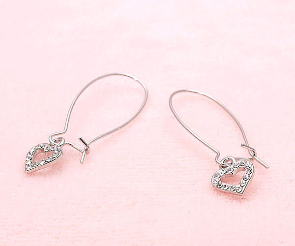 数量限定【宝箱】キラキラ PRECIOSA社製クリスタル使用☆ハートフープピアス/タイトフープピアス ゴールド プラチナ仕上げ
