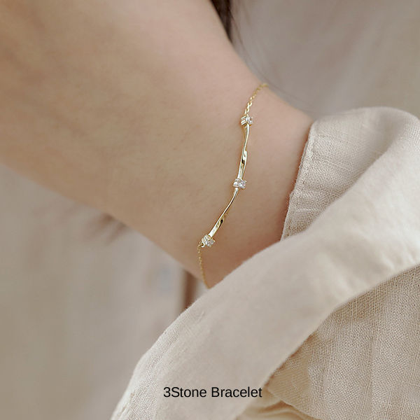 本日限定！新発売記念セール！新商品 ブレスレット レディース 極細 スティック チェーン カーブ 3粒 上品 14kゴールド プラチナコーテイング 大人可愛い 重ね付け 大人可愛い 重ね付け 誕生日 ギフト プレゼント セール