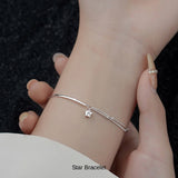 新商品 ブレスレット レディース 星 スター 2連 バー オシャレ 大人可愛い プラチナ仕上げ 誕生日 ギフト プレゼント セール