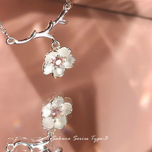 新商品 ネックレス レディース さくらシリーズ タイプ3 ネックレス 桜 サクラ プラチナ仕上げ レディース ギフト プレゼント
