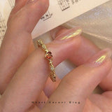 新発売記念セール！期間限定 71％OFF！2/12まで 新商品 指輪 レディース リング 可愛い ハート レッド石 ガーネット シンプル カジュアル オシャレ 上品 細い 細め シンプル ゴールド フリーサイズ 誕生日 ギフト プレゼント