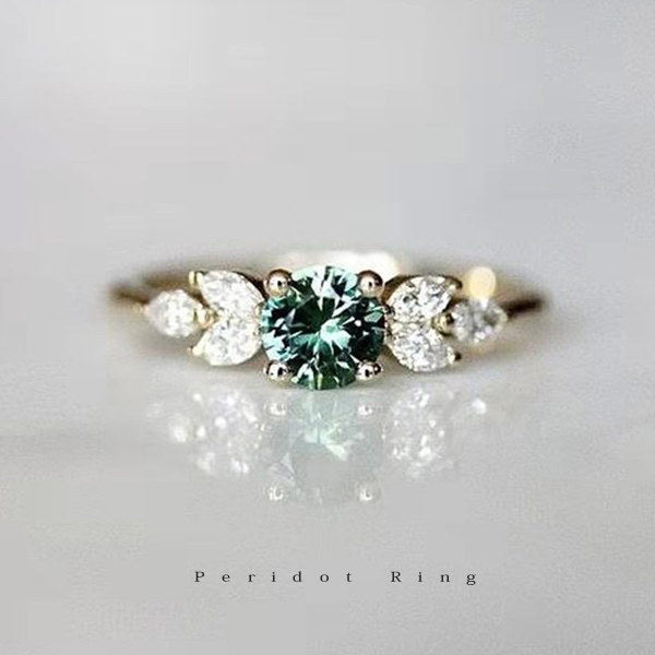新発売記念セール！期間限定 34％OFF！2/10まで 新商品 指輪 レディース ペリドットカラー ジルコニア ゴールド 18KGP 人気 誕生日 ギフト プレゼント