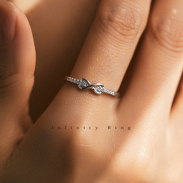 新商品 指輪 レディース 永遠の愛 インフィニティ 無限 ハーフエタニティ ピンクゴールド プラチナ ゴールド仕上げ 18KGP 人気 誕生日 ギフト プレゼント