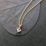 日本製 ジュエリー ネックレス プチ ペンダント 1粒 小ぶり ストーン シンプル  ゴールド・ピンクゴールド・シルバーの3色展開 (op-n1)