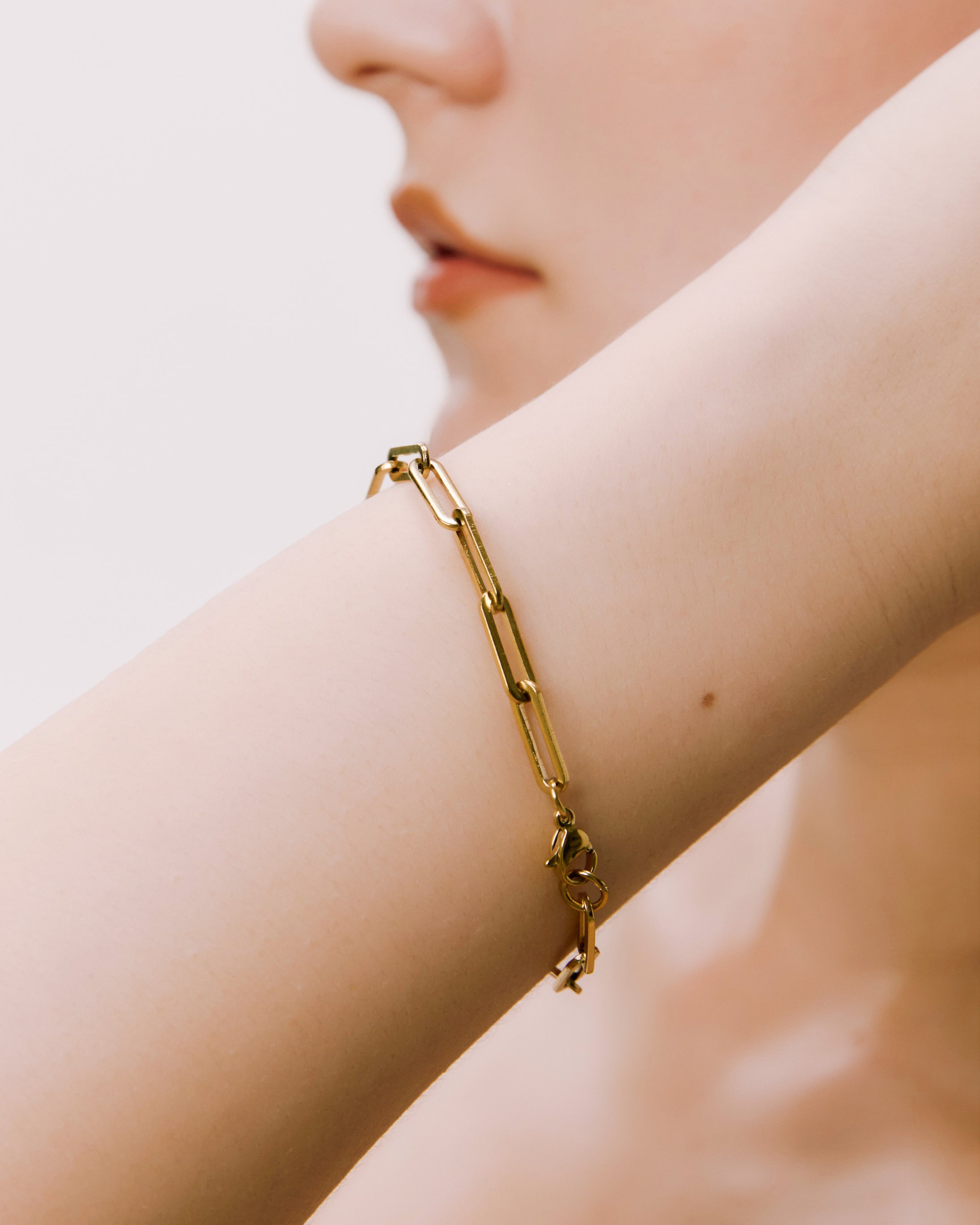 [ゴールド] ペーパーチェーンブレスレット