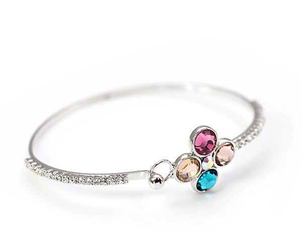 Limited Edition [Treasure Chest] Colorful Flower Bracelet: A sparkling and glamorous floral wristlet, easy to put on, with a pink gold and platinum finish.