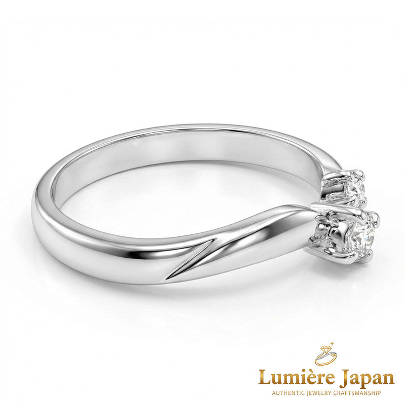 新商品 日本製 Vライン CZ シルバーリング — 指先を、静かに美しく。シルバー925 プラチナ仕上げ